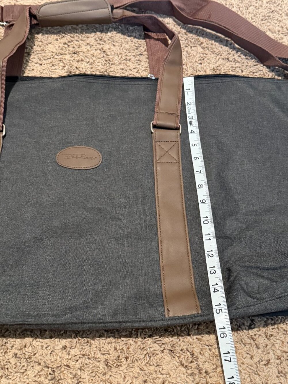 Bella Russo Travel Duffle Bag - Gray/Brown - EUC - Picture 8 of 8